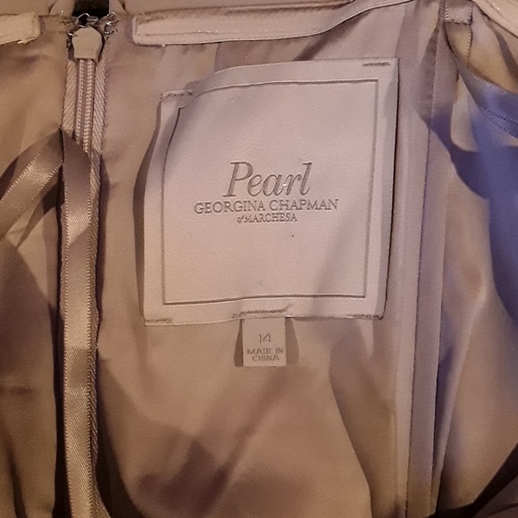 Dress - Picture 4 of 4